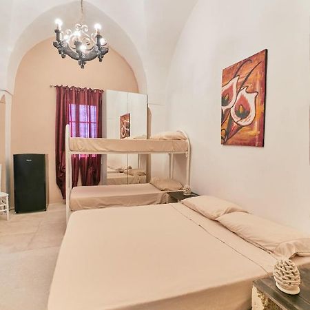 Made First Rooms Gallipoli Bagian luar foto