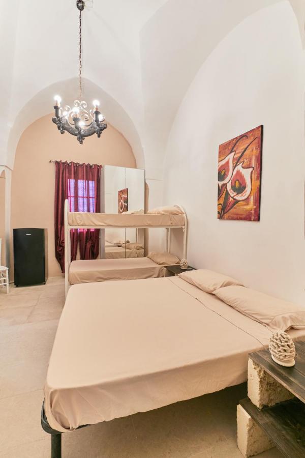 Made First Rooms Gallipoli Bagian luar foto